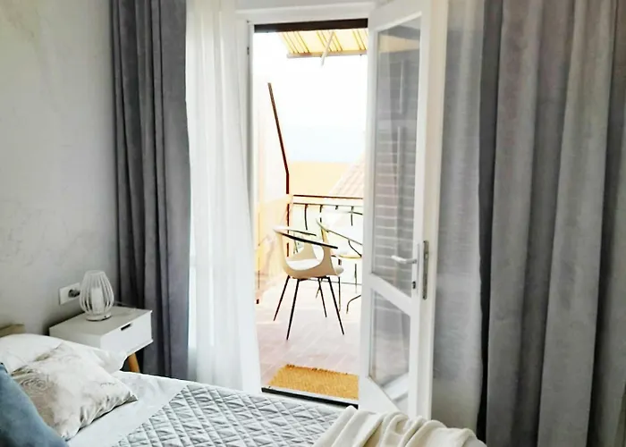 Pehar Konukevi Makarska