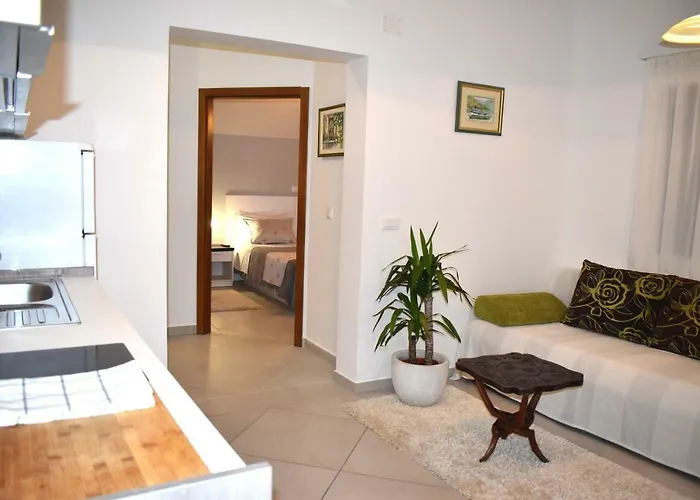 Pehar Макарська