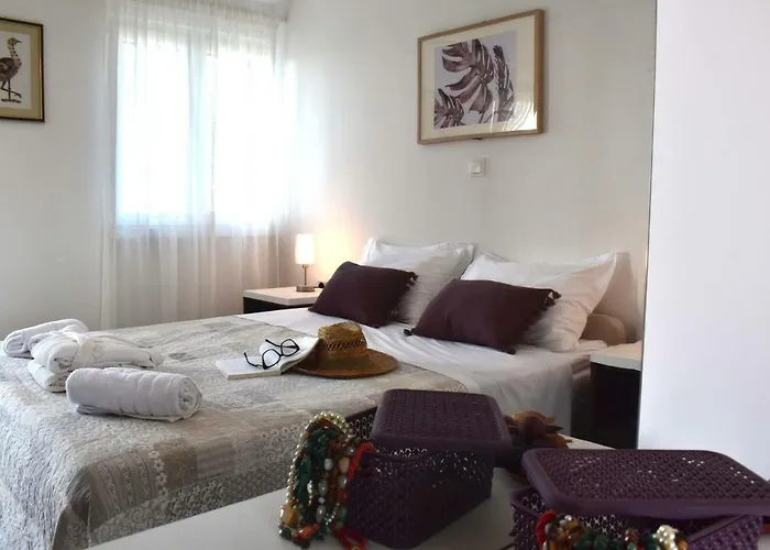 Гостьовий будинок Pehar Макарська